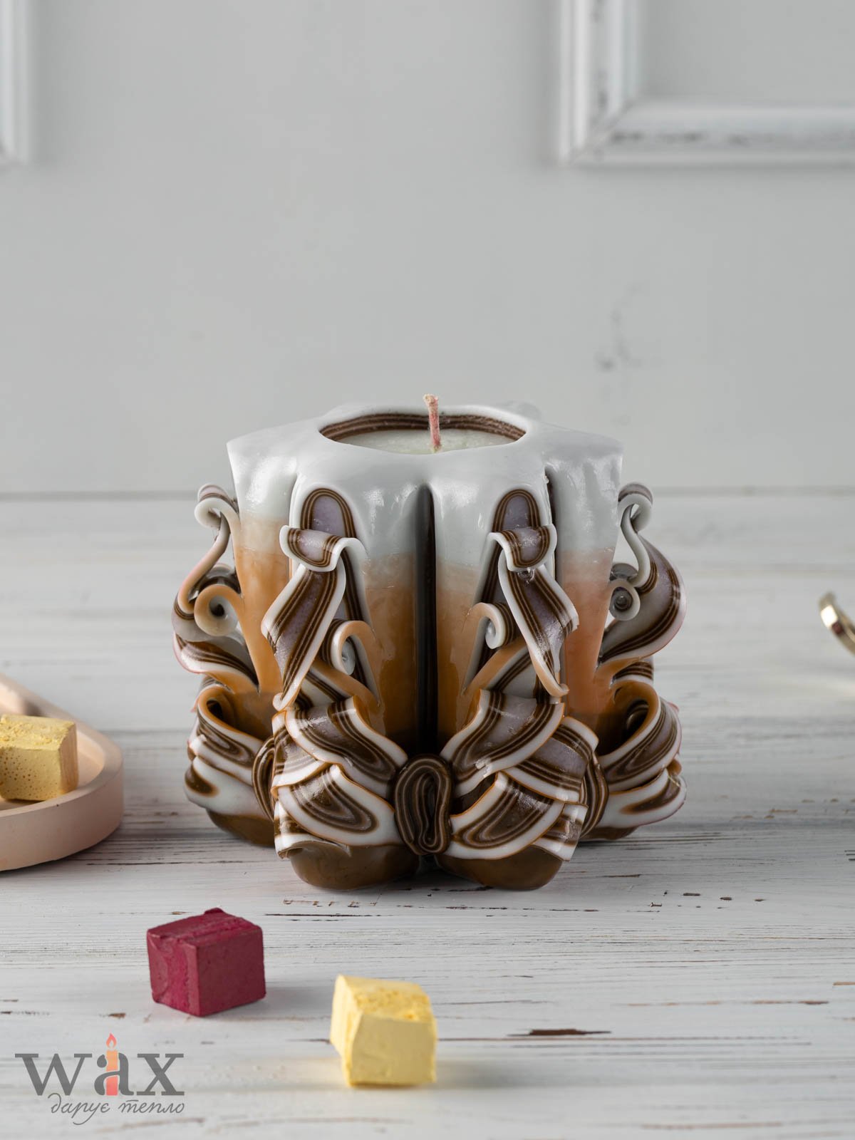 Різьблена "Aurora"