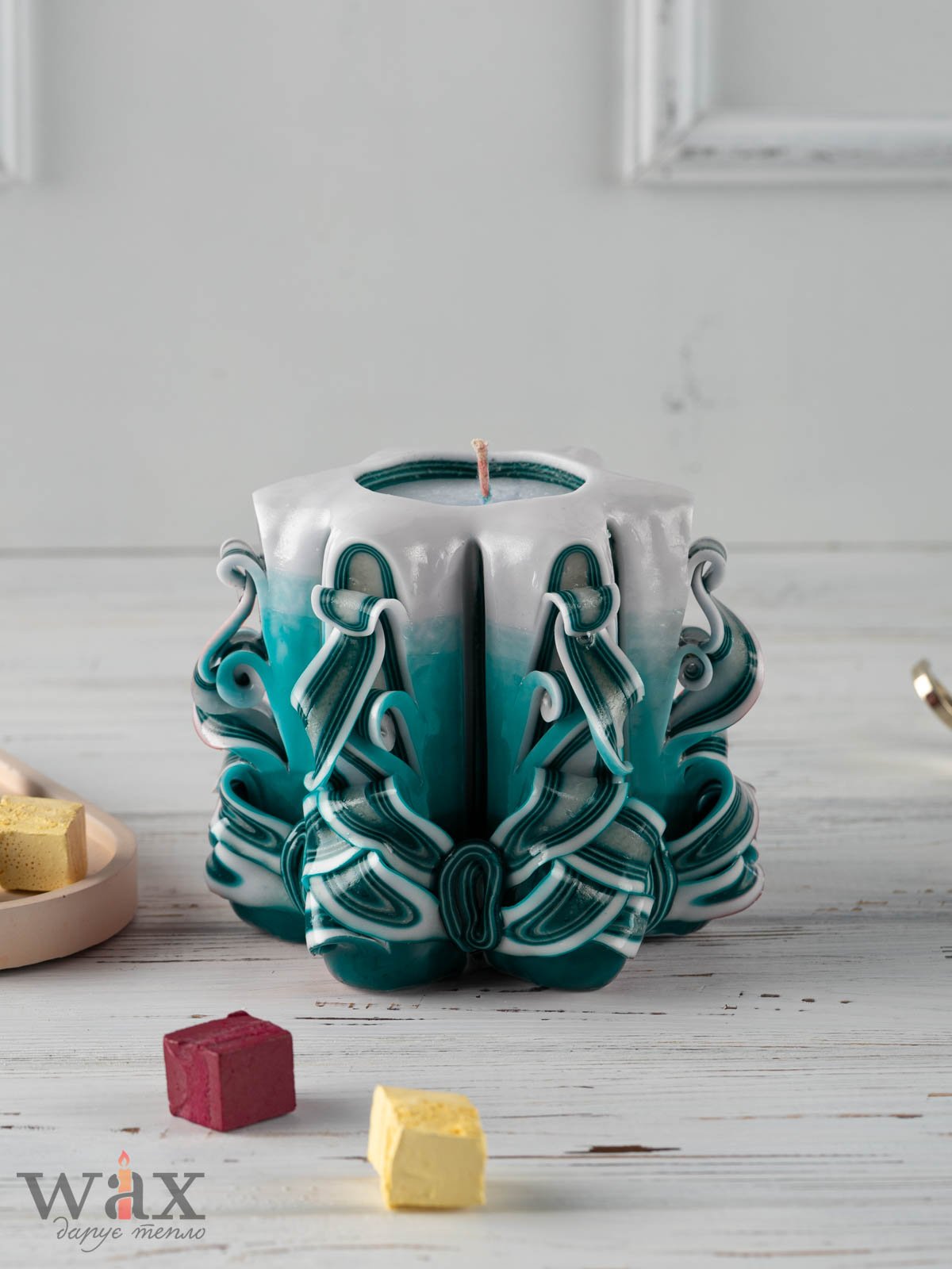 Різьблена "Aurora"